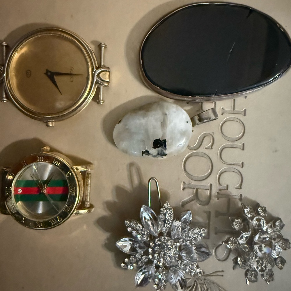 Elegant Gold and Silver Women's Accessories Set